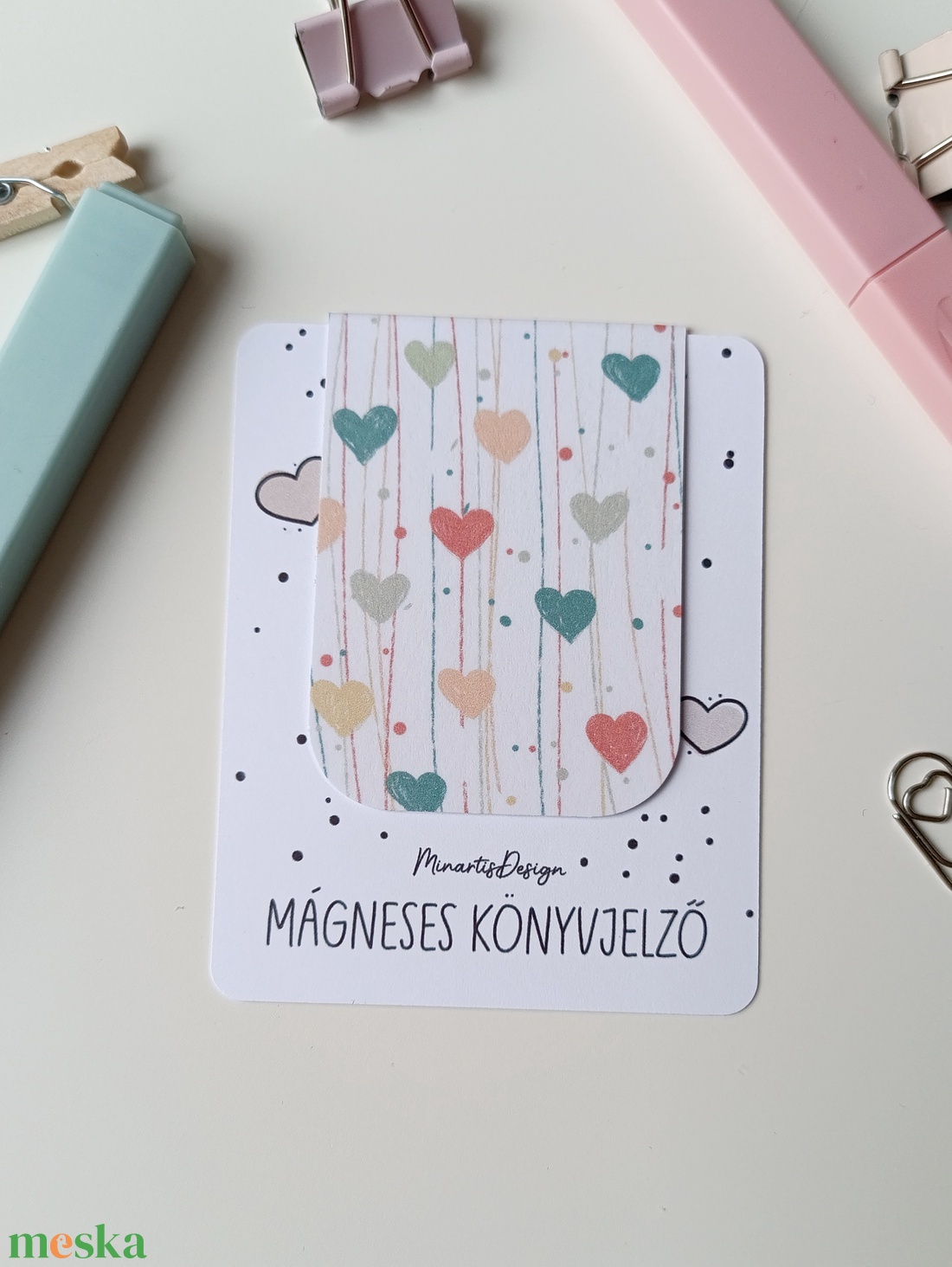 Mágneses könyvjelző - színes szívecskés - könyv & zene - könyvjelző - Meska.hu