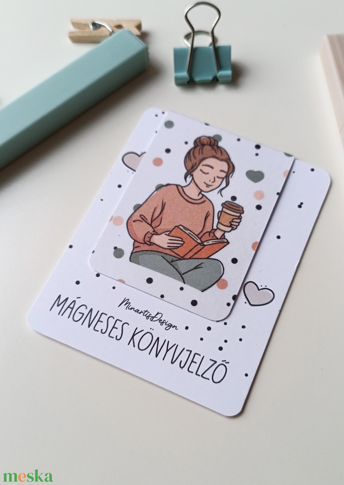Mágneses könyvjelző - csajos grafika - könyv & zene - könyvjelző - Meska.hu