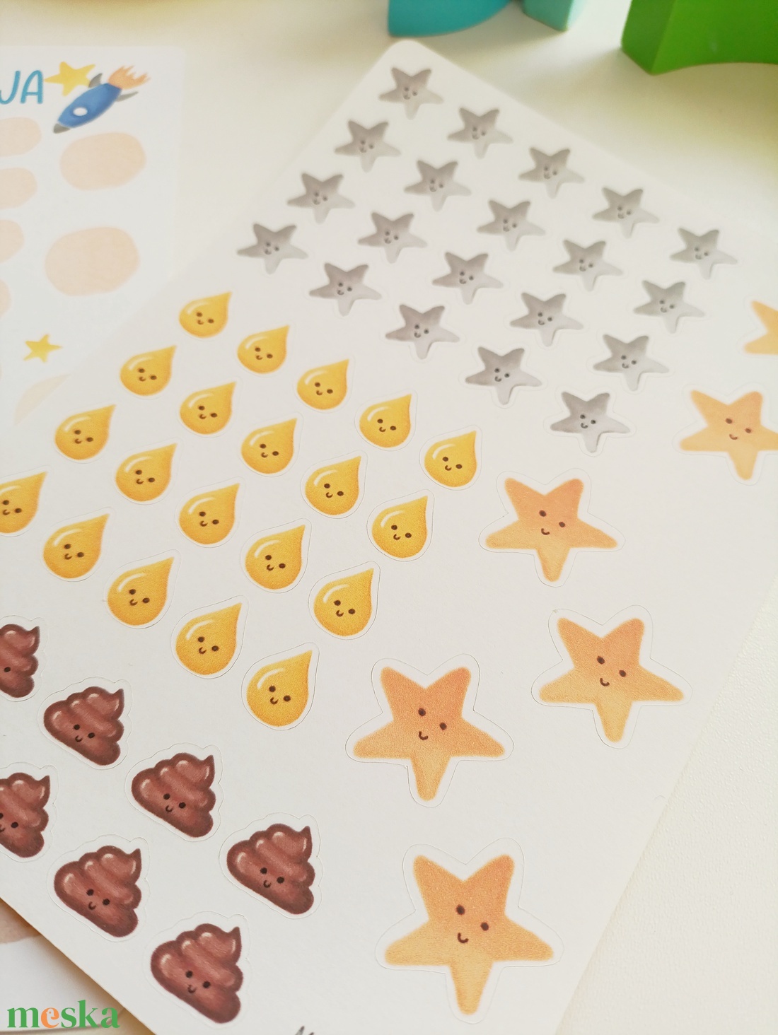 Szobatisztaságot segítő matricás lap - otthon & életmód - papír, írószer - matrica, matrica csomag - Meska.hu