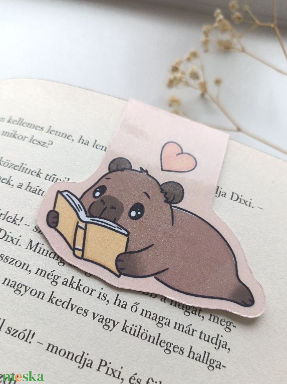 mágneses könyvjelző - könyvmoly kapibara - könyv & zene - könyvjelző - Meska.hu