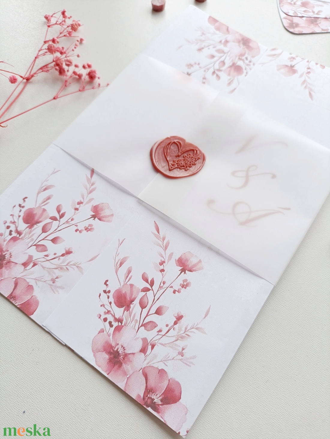 Esküvői meghívó hajtott púderes rózsaszín virágos - esküvő - meghívó & kártya - meghívó - Meska.hu