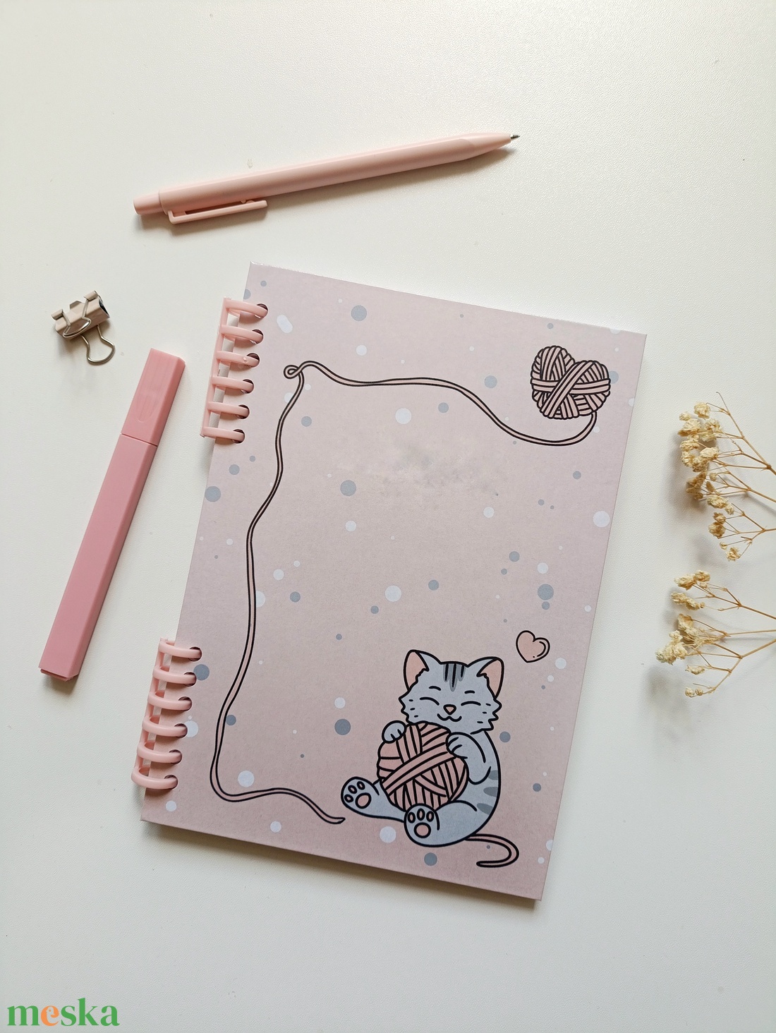 Cicás rózsaszín spirál füzet - otthon & életmód - papír, írószer - jegyzetfüzet & napló - Meska.hu