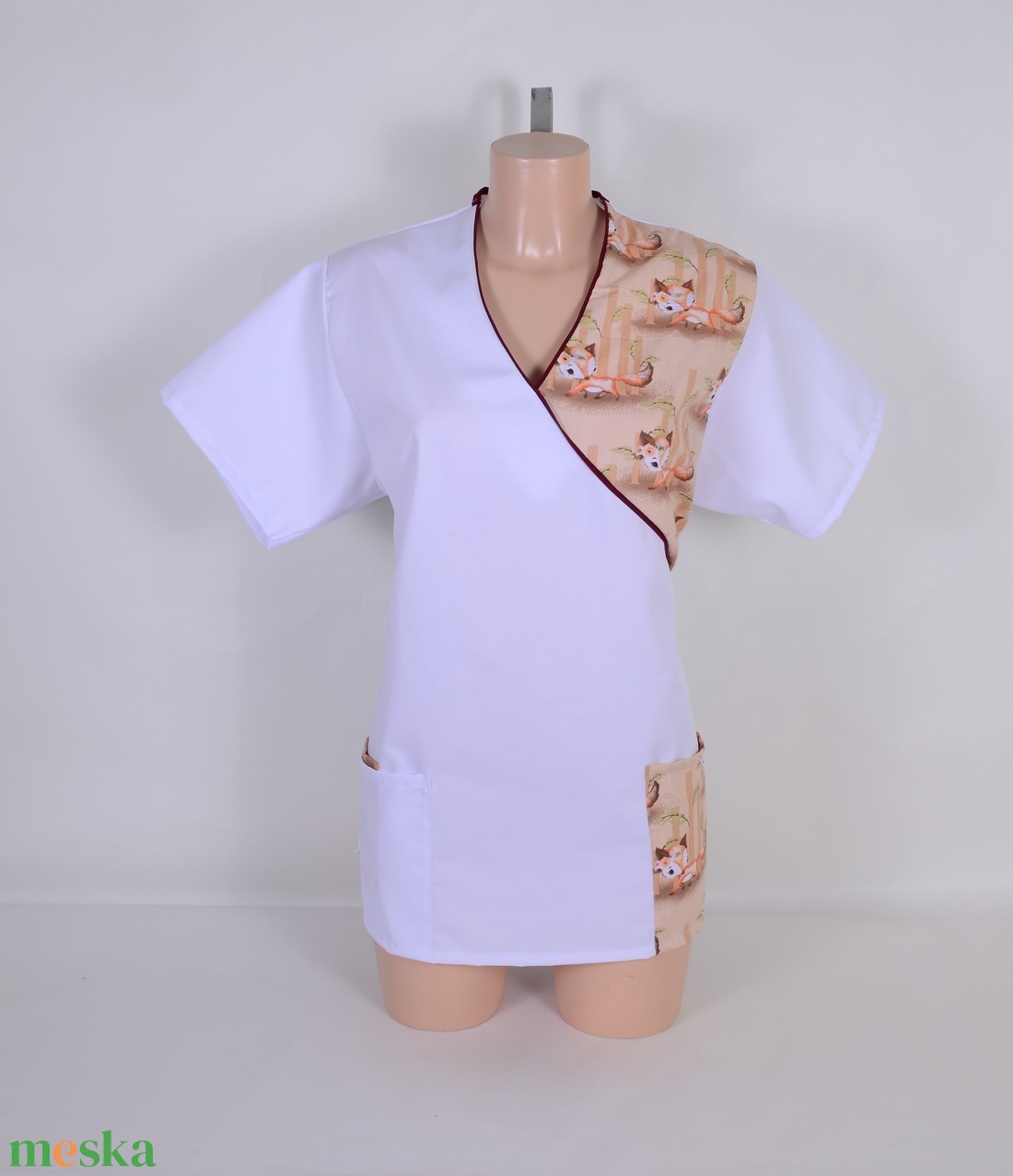 Róka mintás tunika egészségügyi/óvónői/szépségipari munkaruha - ruha & divat - női ruha - póló, felső - Meska.hu