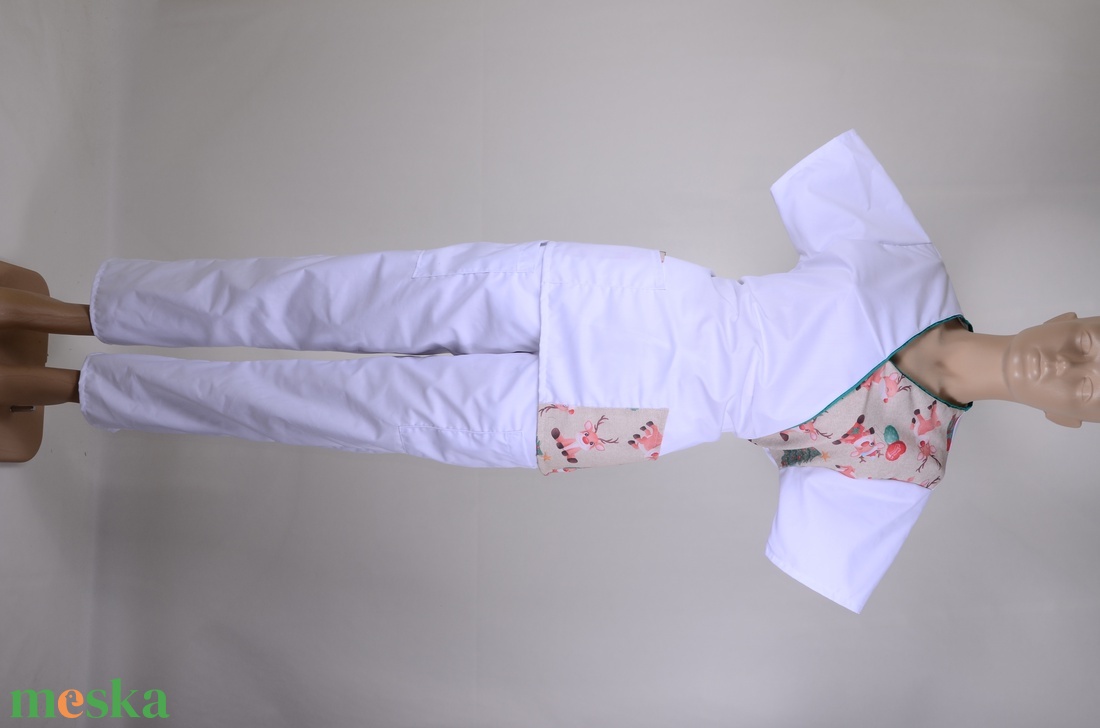 Karácsonyi szarvas mintás tunika egészségügyi/óvónői/szépségipari munkaruha - ruha & divat - női ruha - tunika - Meska.hu