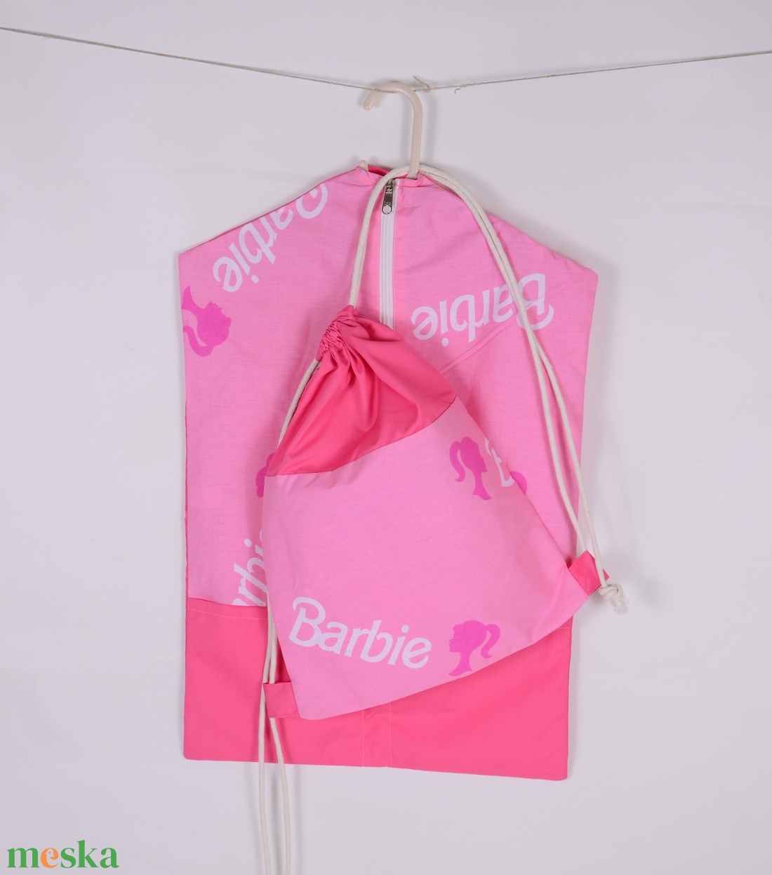 Barbie Oviszsák és tornazsák szett - játék & sport - ovis felszerelés - ovis szett - Meska.hu Barbie Oviszsák és tornazsák szett - játék & sport - ovis felszerelés - ovis szett - Meska.hu
