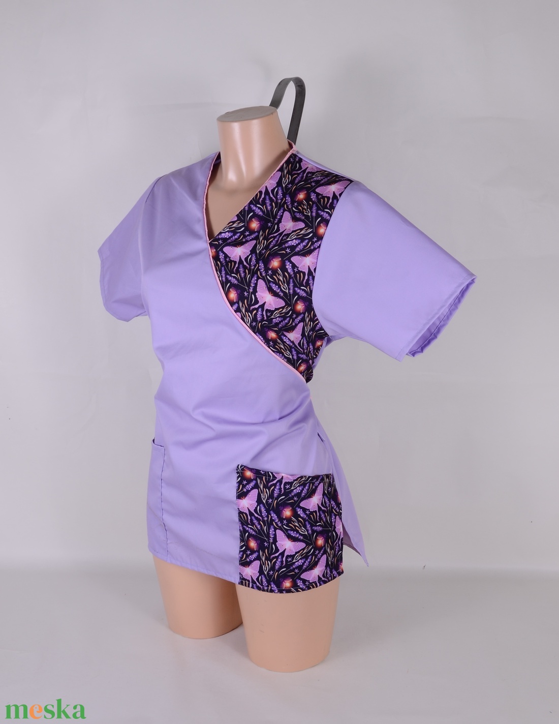 Lepke mintás tunika egészségügyi/óvónői/szépségipari munkaruha - ruha & divat - munkaruha - Meska.hu