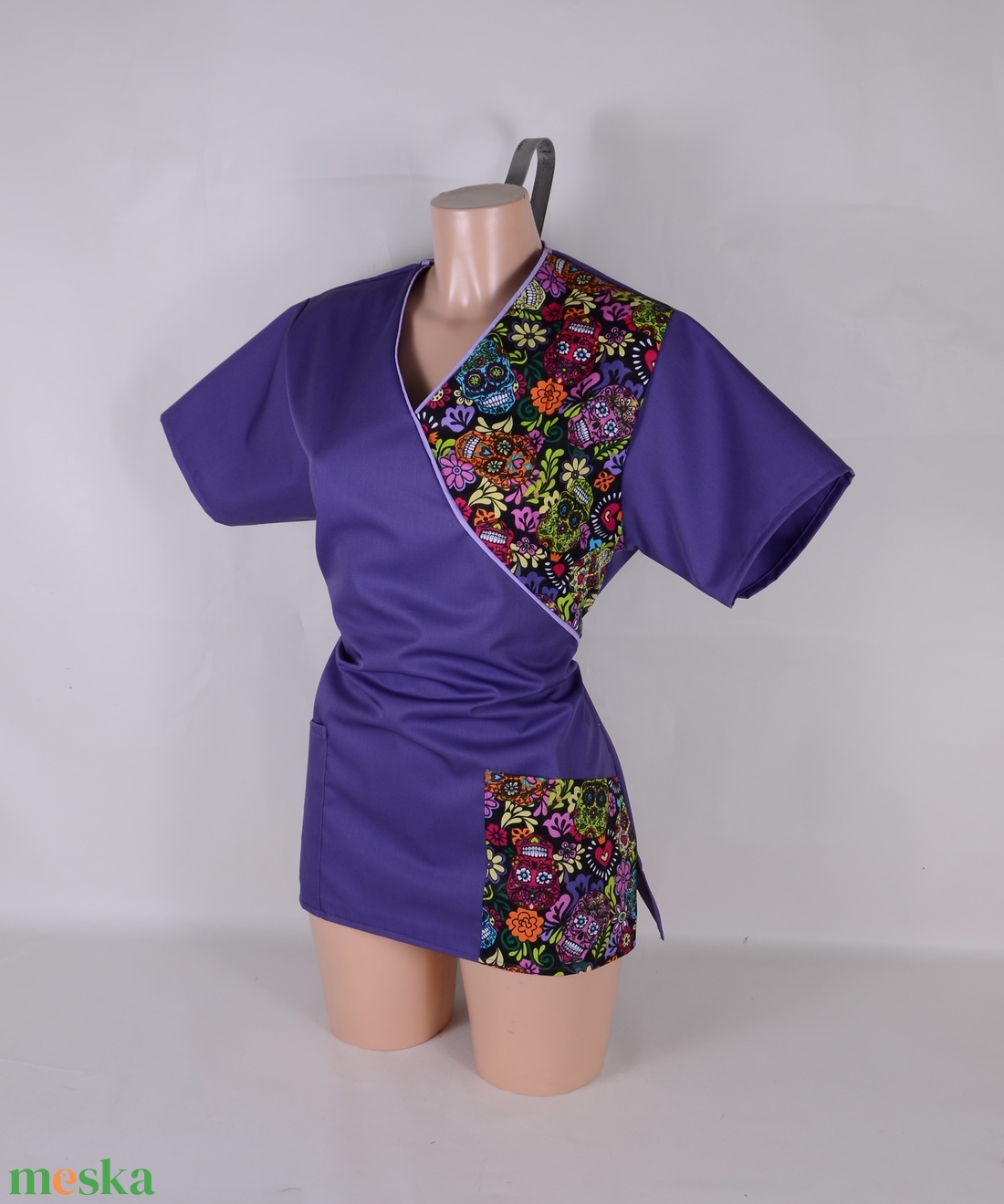 Cukorkoponya mintás tunika egészségügyi/óvónői/szépségipari munkaruha - ruha & divat - munkaruha - Meska.hu Cukorkoponya mintás tunika egészségügyi/óvónői/szépségipari munkaruha - ruha & divat - munkaruha - Meska.hu