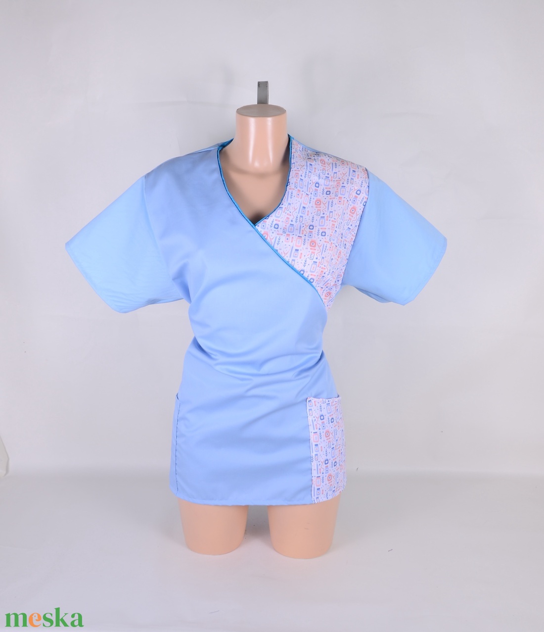 Doki mintás tunika egészségügyi/óvónői/szépségipari munkaruha - ruha & divat - munkaruha - Meska.hu