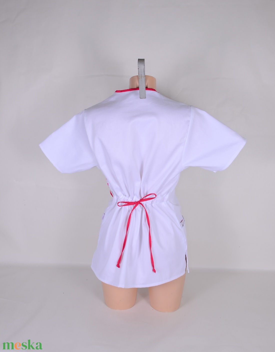 Szives tunika egészségügyi/óvónői/szépségipari munkaruha - ruha & divat - munkaruha - Meska.hu