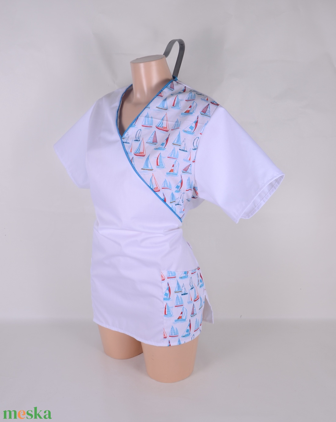 Xl méret Hajó mintás tunika egészségügyi/óvónői/szépségipari munkaruha - ruha & divat - munkaruha - Meska.hu
