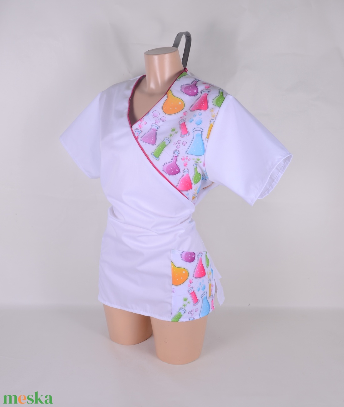 Xl méret Lombik mintás tunika egészségügyi/óvónői/szépségipari munkaruha - ruha & divat - munkaruha - Meska.hu