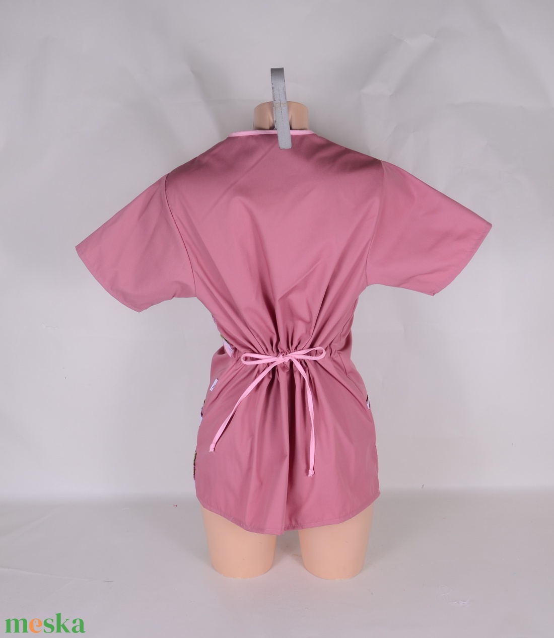 Tündér mintás tunika egészségügyi/óvónői/szépségipari munkaruha - ruha & divat - munkaruha - Meska.hu