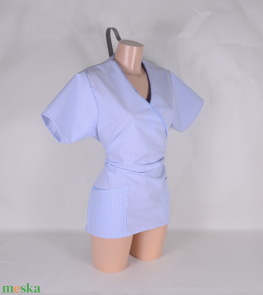 M méret csíkos tunika egészségügyi/óvónői/szépségipari munkaruha - ruha & divat - munkaruha - Meska.hu
