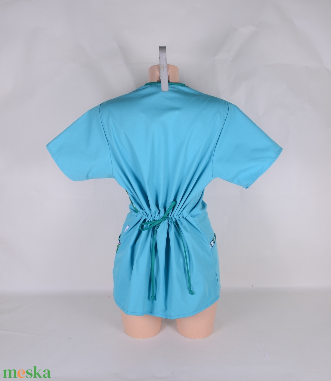 Kaktusz tunika egészségügyi/óvónői/szépségipari munkaruha - ruha & divat - munkaruha - Meska.hu