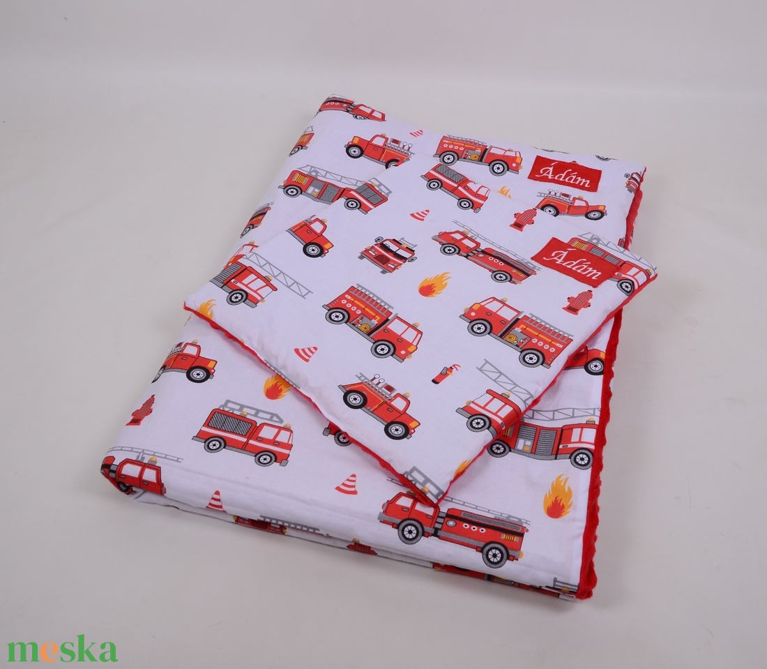 Tűzoltó pirossal Ágynemű babának vagy oviba - baba - mama - baba ágynemű - babatakaró, gyerek pléd - Meska.hu