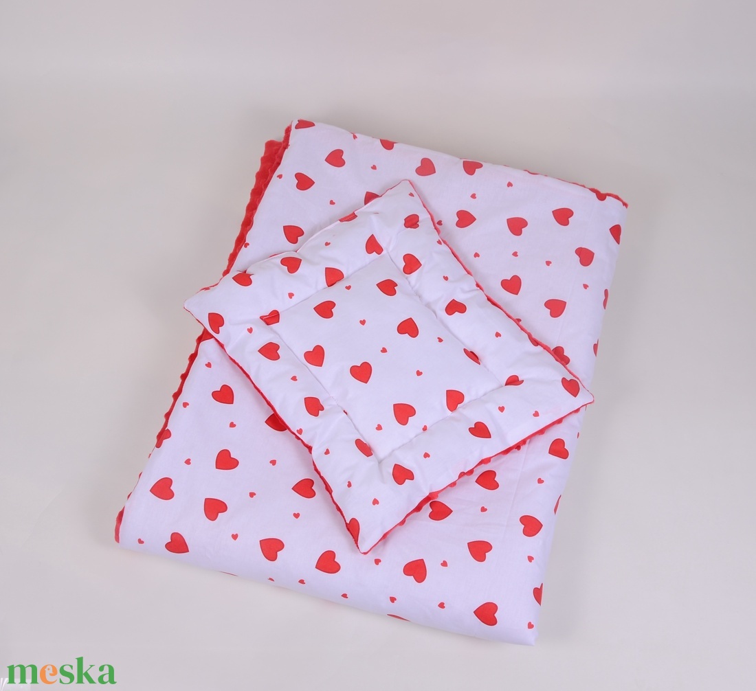 Szivecske Ágynemű ovis  - játék & sport - ovis felszerelés - ovis ágynemű - Meska.hu