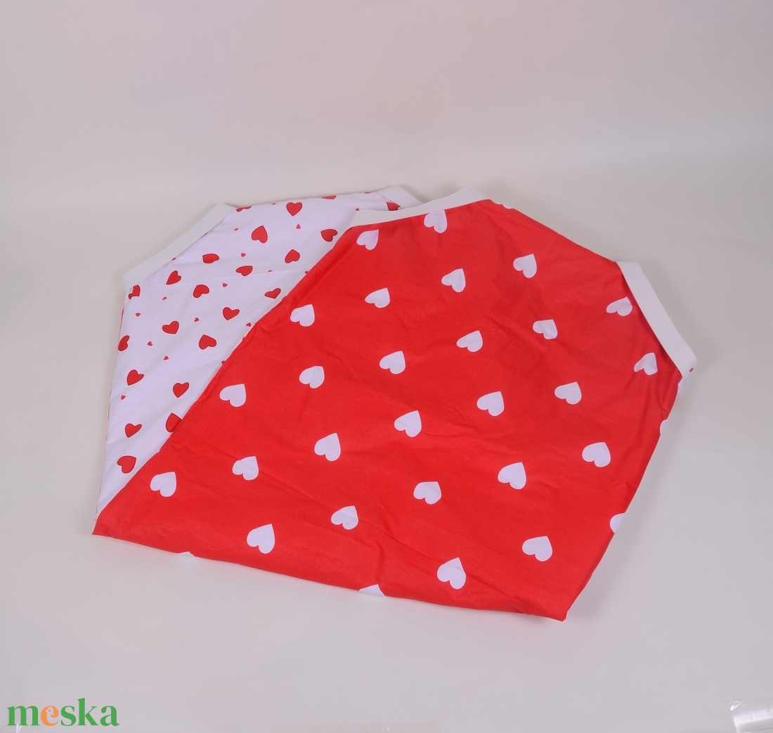Szivecske Mintás Bélelt ovis/bölcsi derékalj/ lepedő  - játék & sport - ovis felszerelés - ovis ágynemű - Meska.hu