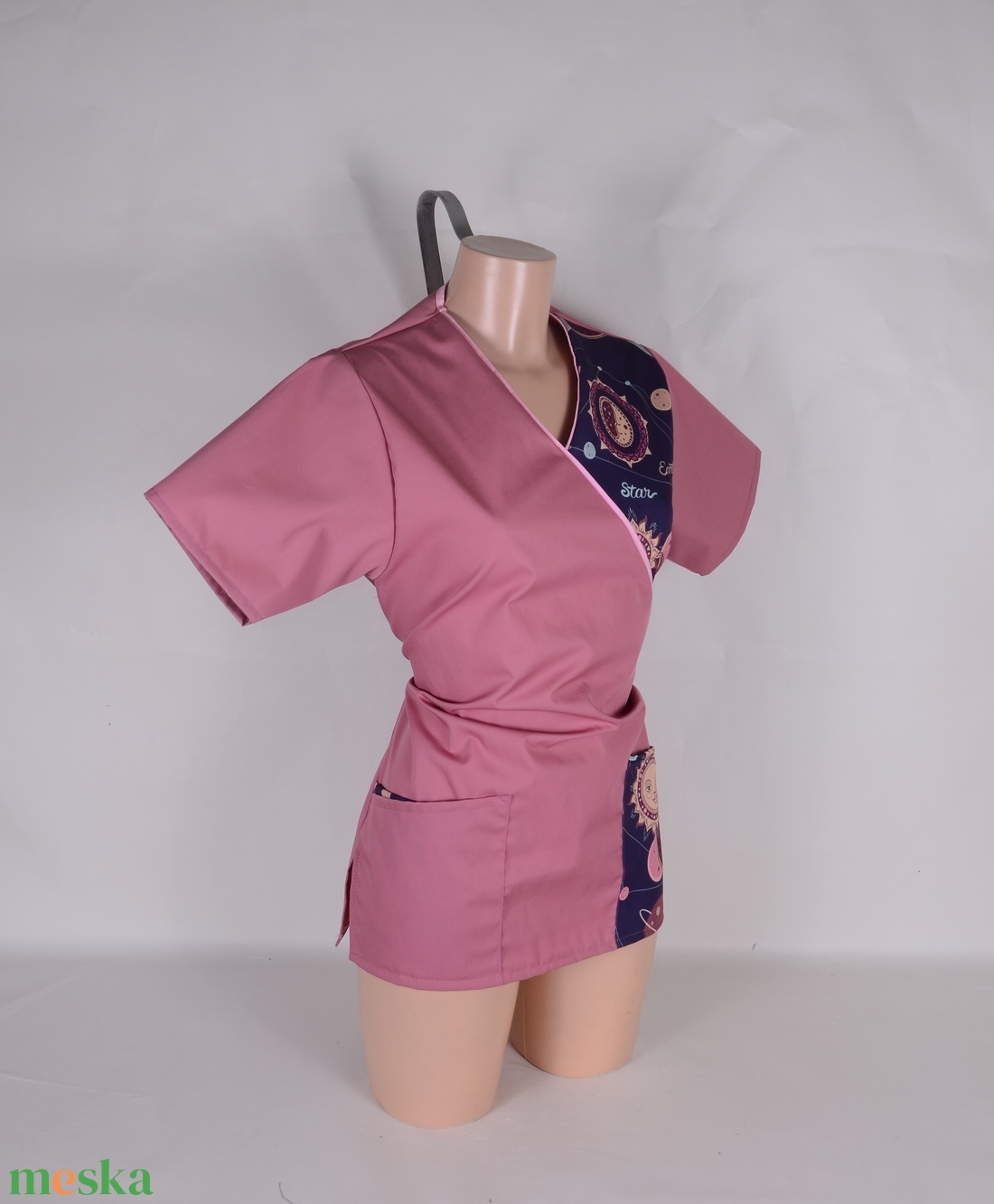 S Csillagászat mintás tunika egészségügyi/óvónői/szépségipari munkaruha - ruha & divat - munkaruha - Meska.hu