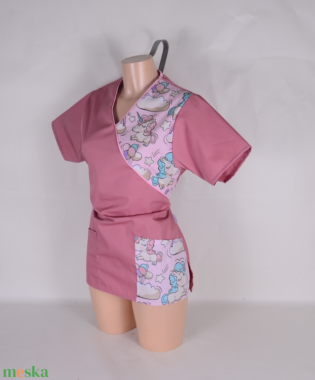 Unikornis egészségügyi/óvónői/szépségipari munkaruha tunika és/vagy nadrág - ruha & divat - munkaruha - Meska.hu