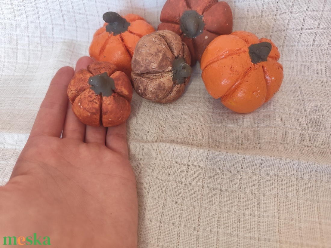 Kis mű dísztökök dekoráció  - otthon & életmód - dekoráció - halloween - halloweeni tök - Meska.hu Kis mű dísztökök dekoráció  - otthon & életmód - dekoráció - halloween - halloweeni tök - Meska.hu