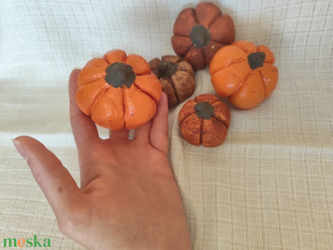 Kis mű dísztökök dekoráció  - otthon & életmód - dekoráció - halloween - halloweeni tök - Meska.hu Kis mű dísztökök dekoráció  - otthon & életmód - dekoráció - halloween - halloweeni tök - Meska.hu