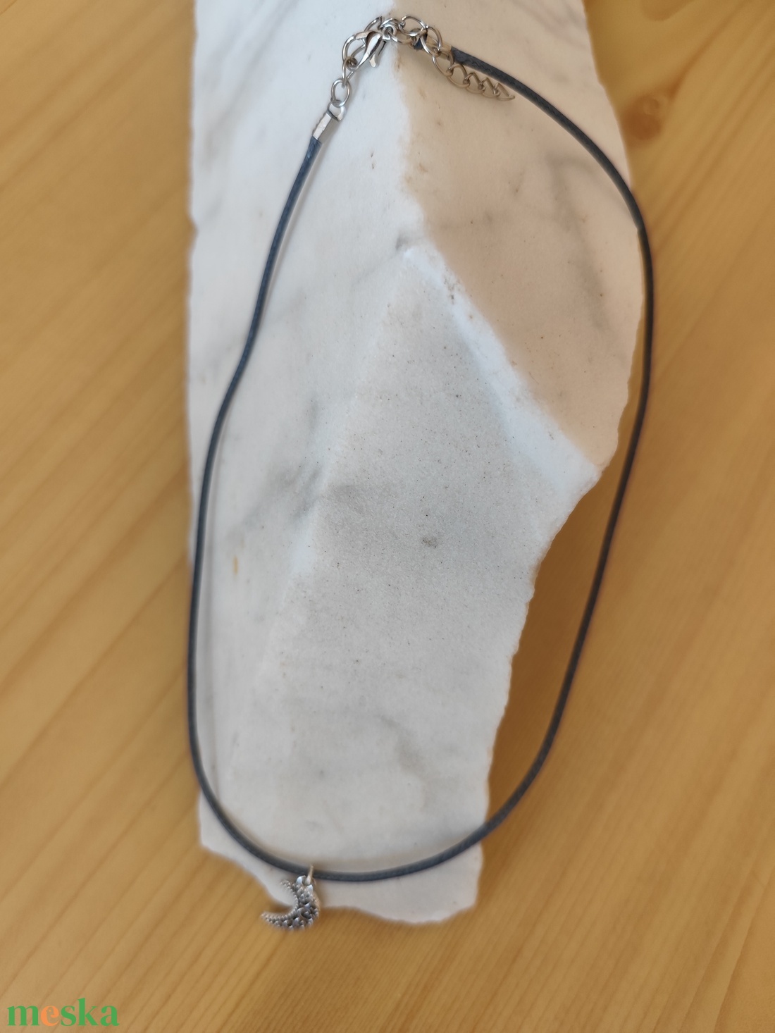 Hold nyaklánc  - ékszer - nyaklánc - medálos nyaklánc - Meska.hu Hold nyaklánc  - ékszer - nyaklánc - medálos nyaklánc - Meska.hu