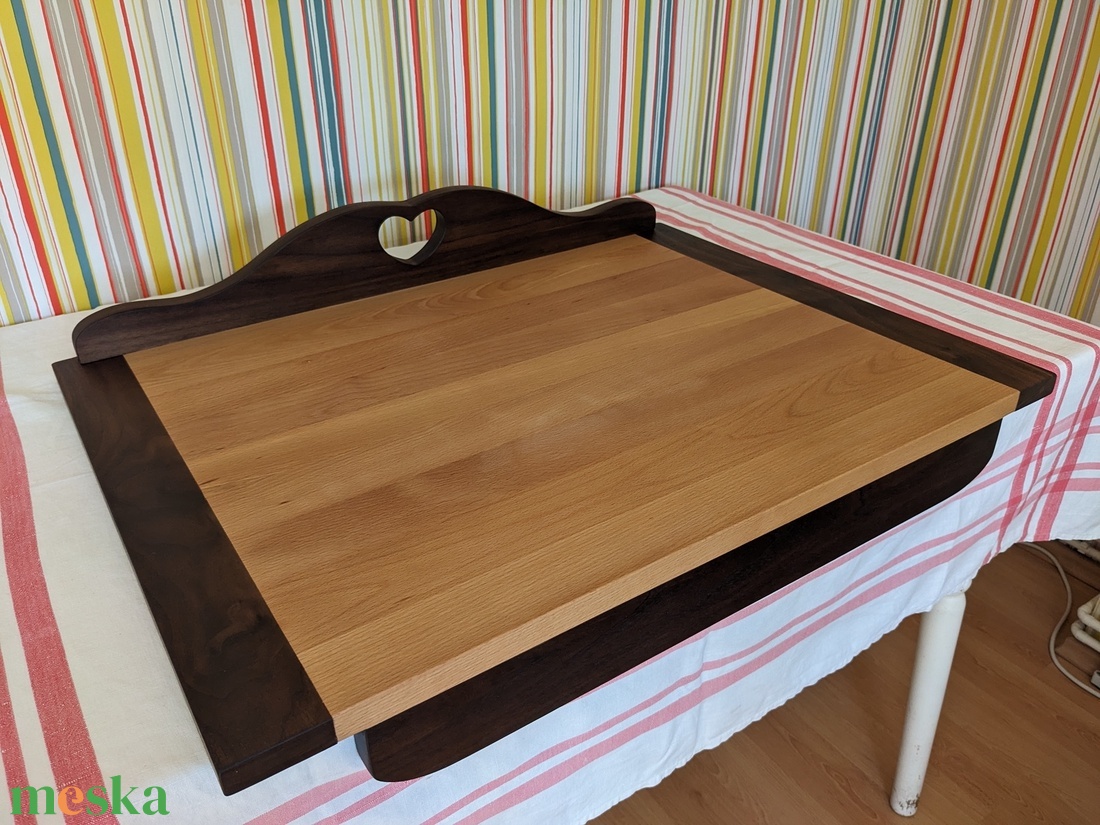 Szív Motívumos Nyújtódeszka - Népies Elegancia a Konyhádban! - otthon & életmód - konyhafelszerelés, tálalás - sütés, főzés - vágódeszka - Meska.hu Szív Motívumos Nyújtódeszka - Népies Elegancia a Konyhádban! - otthon & életmód - konyhafelszerelés, tálalás - sütés, főzés - vágódeszka - Meska.hu