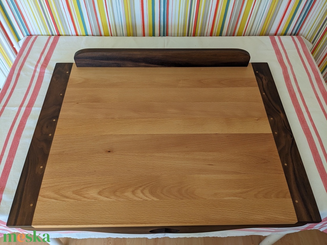 Szív Motívumos Nyújtódeszka - Népies Elegancia a Konyhádban! - otthon & életmód - konyhafelszerelés, tálalás - sütés, főzés - vágódeszka - Meska.hu Szív Motívumos Nyújtódeszka - Népies Elegancia a Konyhádban! - otthon & életmód - konyhafelszerelés, tálalás - sütés, főzés - vágódeszka - Meska.hu
