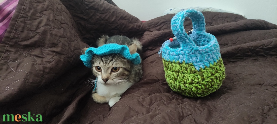 Horgolt Cica sapka - otthon & életmód - kisállatoknak - cicáknak & macskáknak - Meska.hu