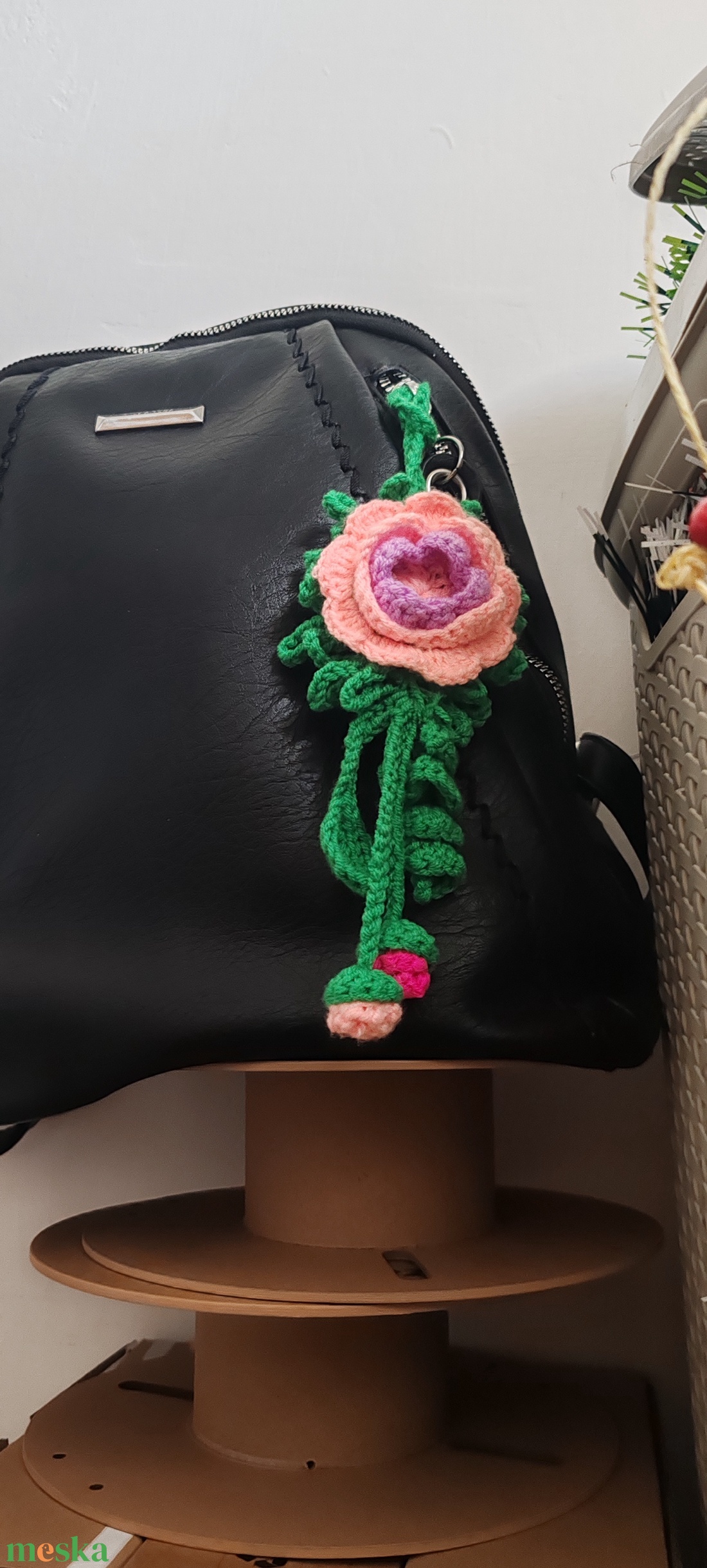 Horgolt t�skad�sz cser�lhető vir�ggal - otthon & életmód - dekoráció - dísztárgy - Meska.hu