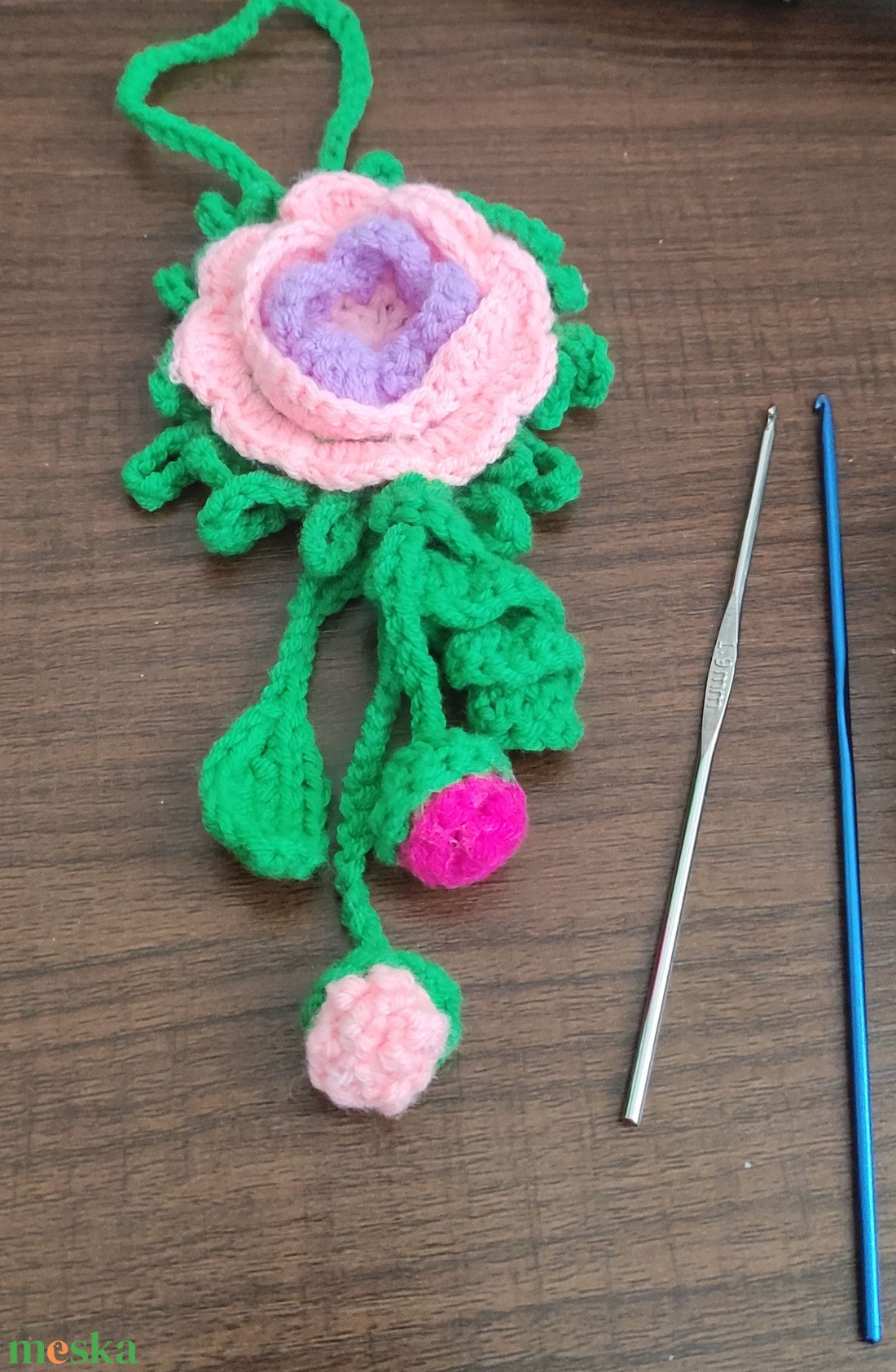 Horgolt t�skad�sz cser�lhető vir�ggal - otthon & életmód - dekoráció - dísztárgy - Meska.hu