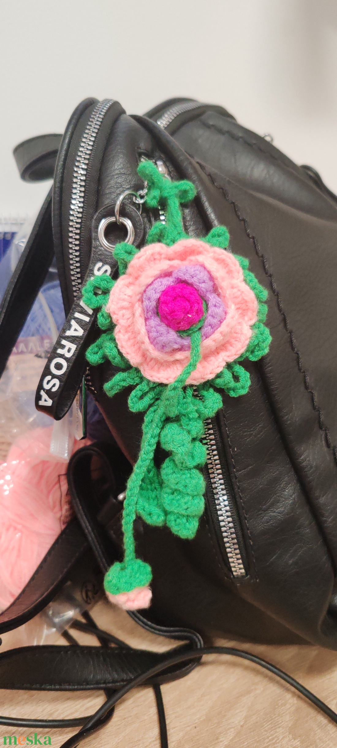 Horgolt t�skad�sz cser�lhető vir�ggal - otthon & életmód - dekoráció - dísztárgy - Meska.hu