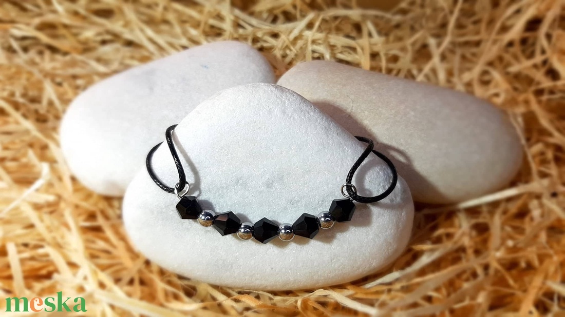 Zsinór karkötő 4 mm-es memóriadrótra fűzött ásványokkal - ékszer - karkötő - gyöngyös karkötő - Meska.hu Zsinór karkötő 4 mm-es memóriadrótra fűzött ásványokkal - ékszer - karkötő - gyöngyös karkötő - Meska.hu