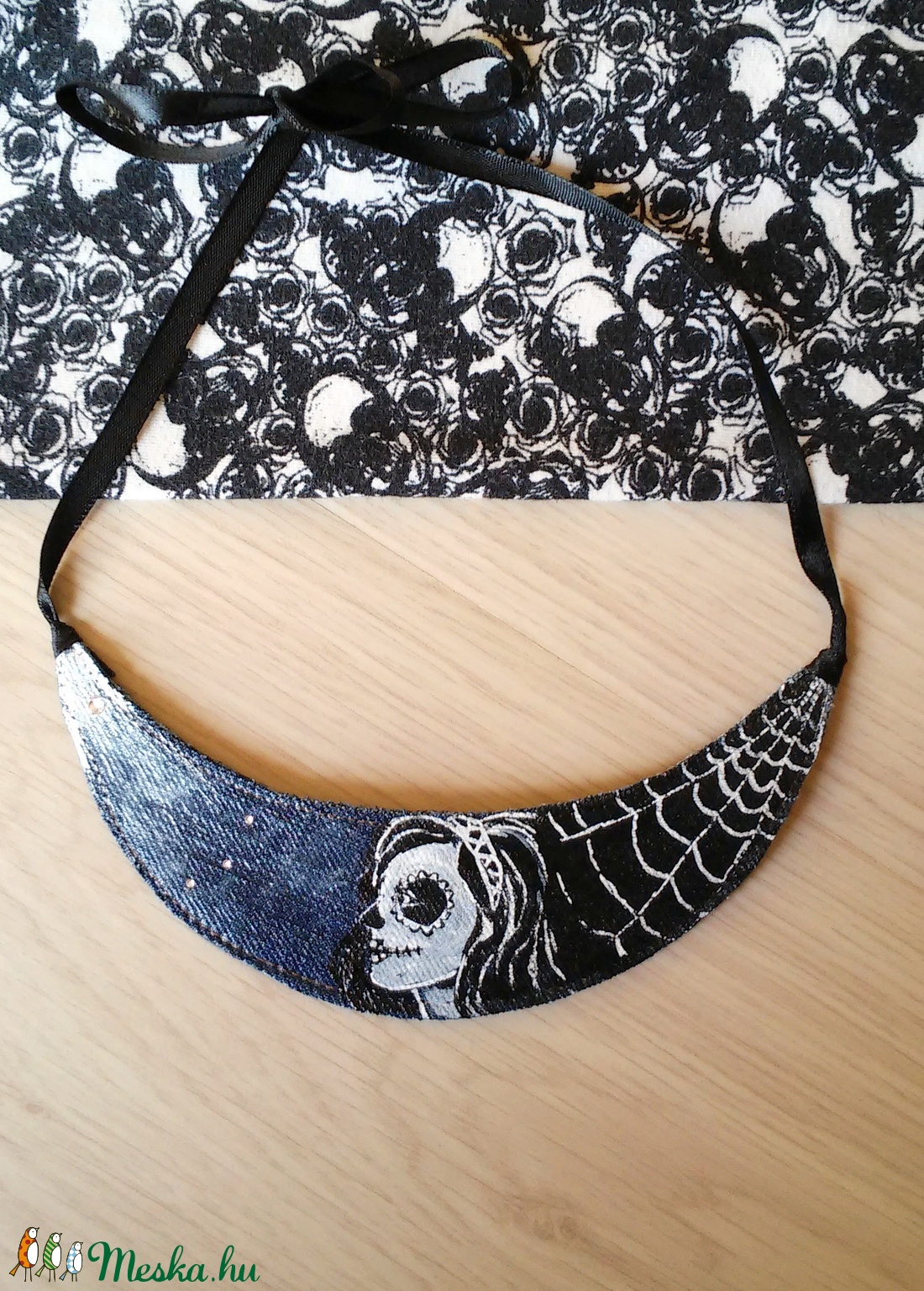 Halloween nyaklánc - mexikói koponya - calaveras mintával -  - Meska.hu
