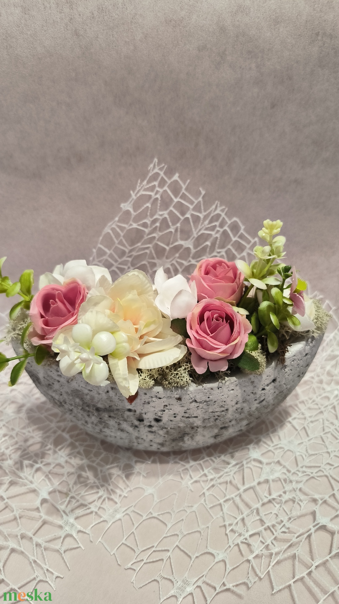 Kegyeleti sírdísz szem alakú kő kaspóban - otthon & életmód - vallás - temetkezési tárgy - sírdísz, kegyeleti dísz - Meska.hu