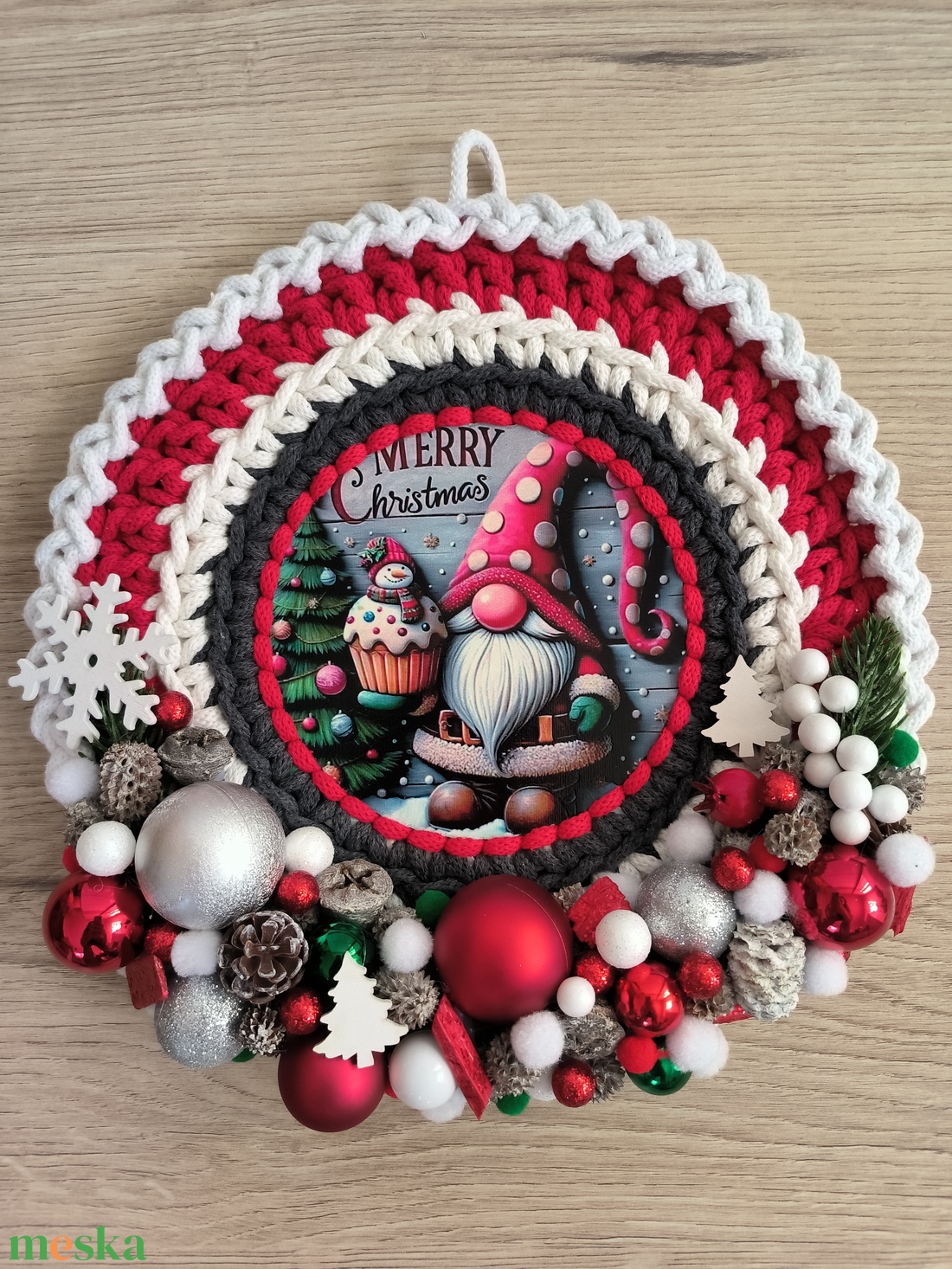 Karácsonyi horgolt ajtódísz  - karácsony - karácsonyi lakásdekoráció - karácsonyi ajtódíszek - Meska.hu