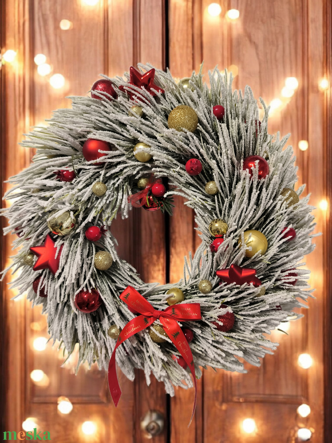 Havas karácsonyi ajtódísz arany-piros színben - karácsony - karácsonyi lakásdekoráció - karácsonyi ajtódíszek - Meska.hu