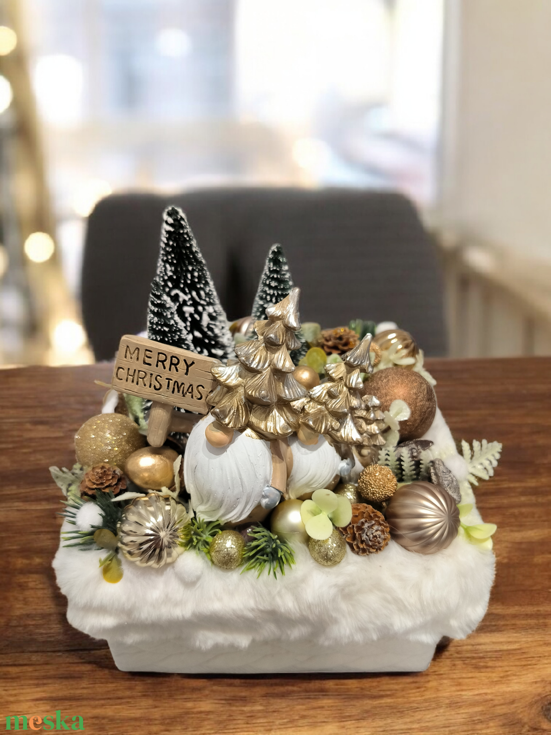 Karácsonyi asztaldísz az aranyerdő manóival - karácsony - karácsonyi lakásdekoráció - ünnepi asztaldekoráció - Meska.hu