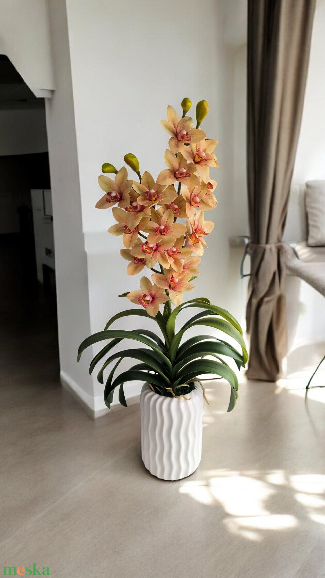 Cymbidium orchidea dekoráció  - otthon & életmód - virágdekoráció - virágdíszek - virágdísz kaspóban - Meska.hu