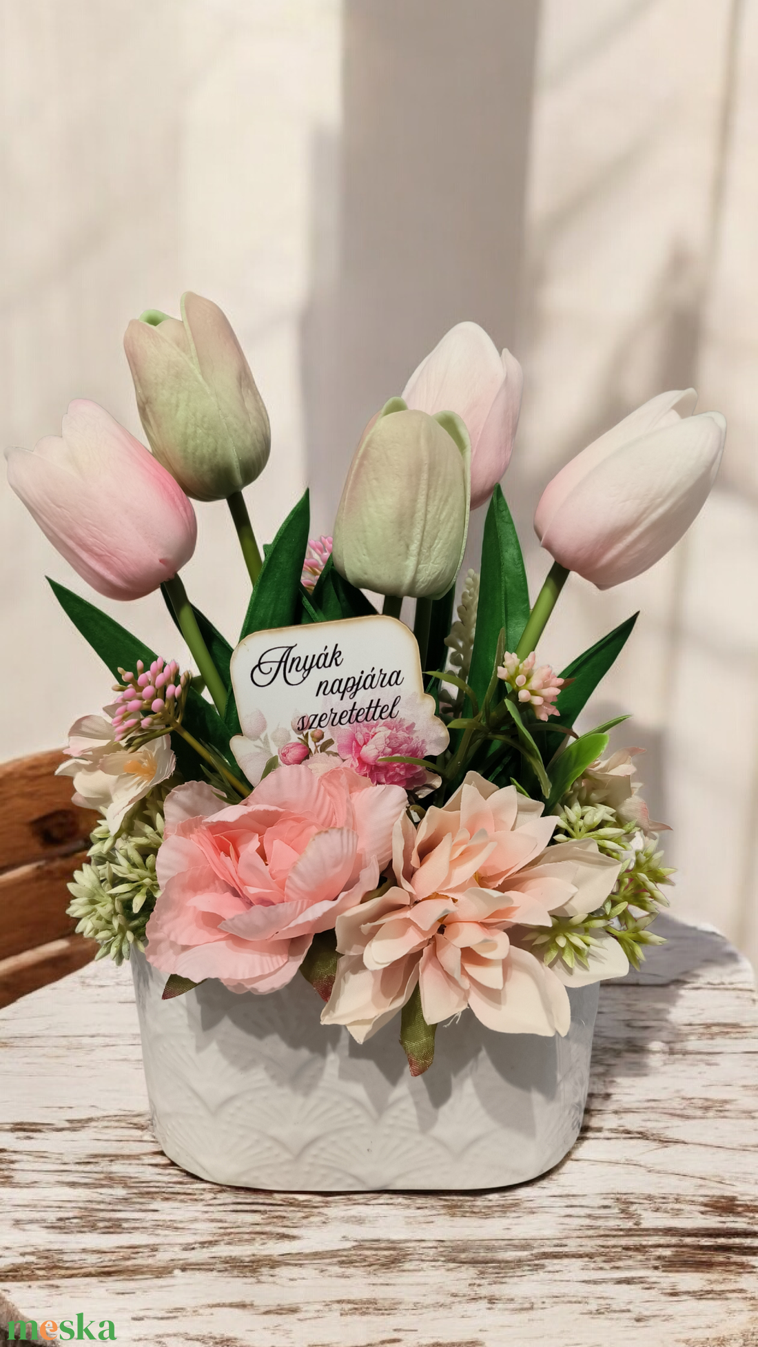 Tulipános szeretet - anyák napi asztaldísz  - otthon & életmód - dekoráció - asztal és polc dekoráció - asztaldísz - Meska.hu