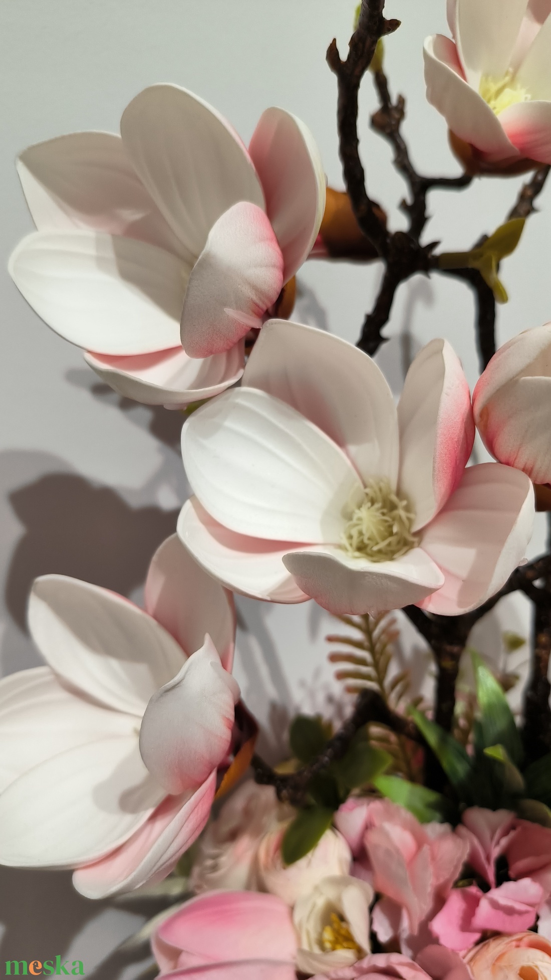 Magnólia dekoráció kerámia kaspóban  - otthon & életmód - virágdekoráció - virágdíszek - asztali virágdísz - Meska.hu