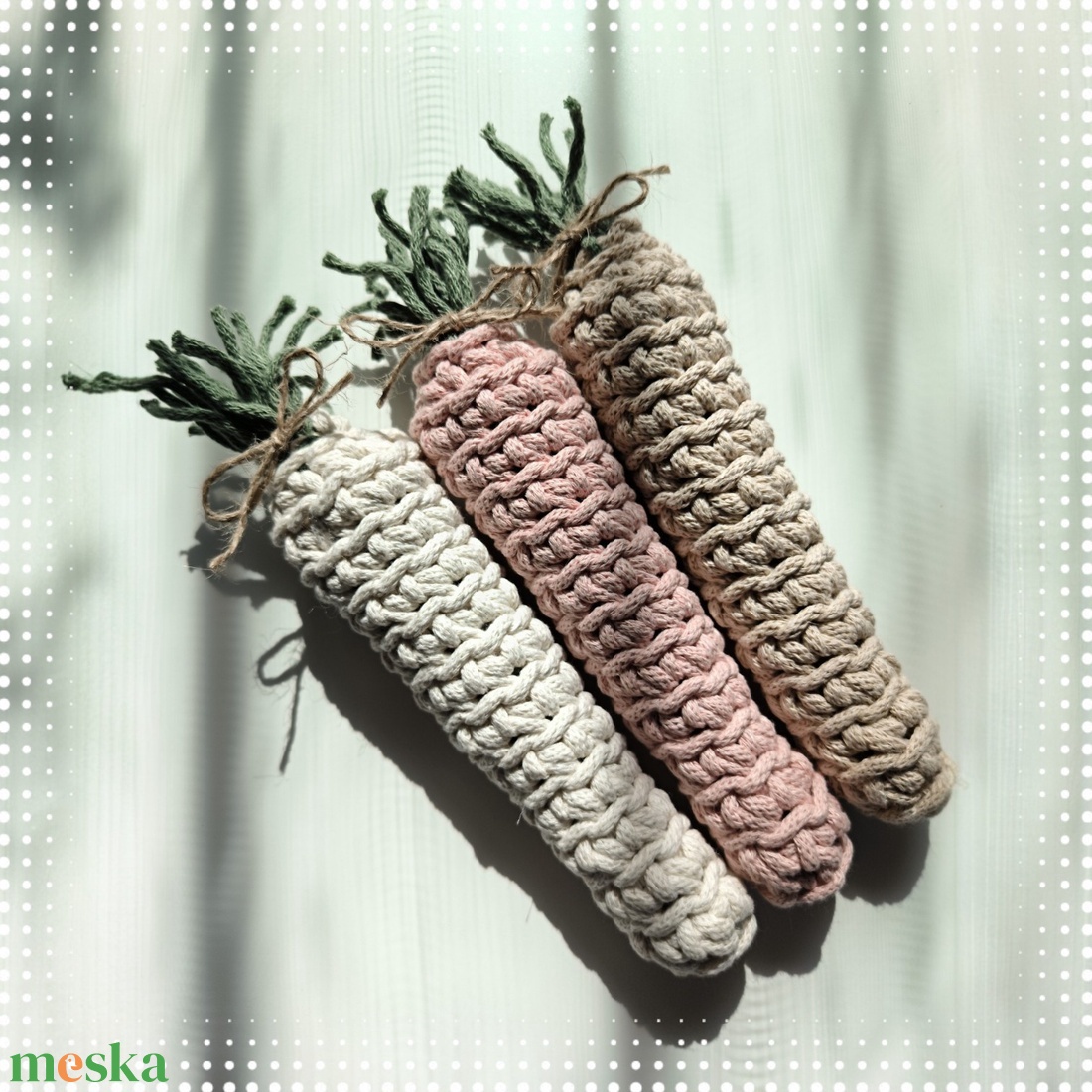 Horgolt répa dekoráció - ünnepi díszek, dekorációk - húsvéti díszek és dekorációk - húsvéti asztaldíszek - Meska.hu