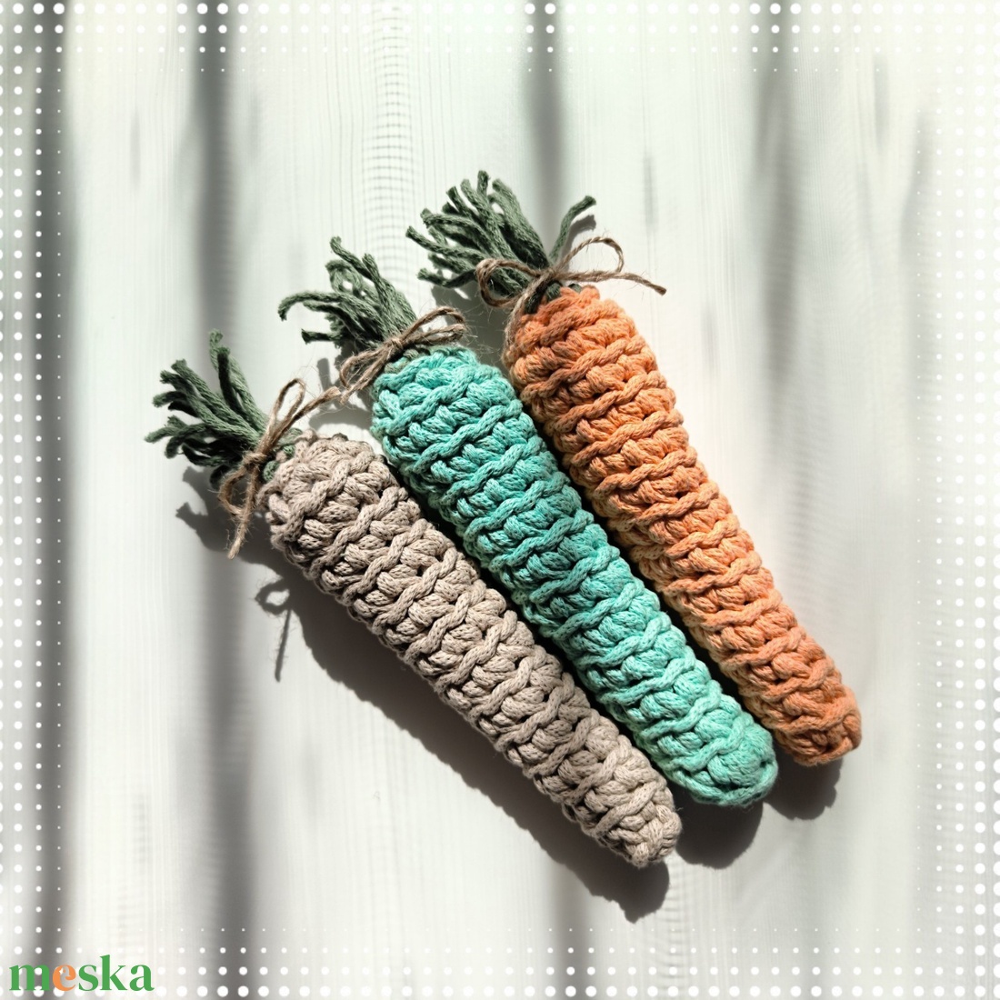 Horgolt répa dekoráció - ünnepi díszek, dekorációk - húsvéti díszek és dekorációk - húsvéti asztaldíszek - Meska.hu