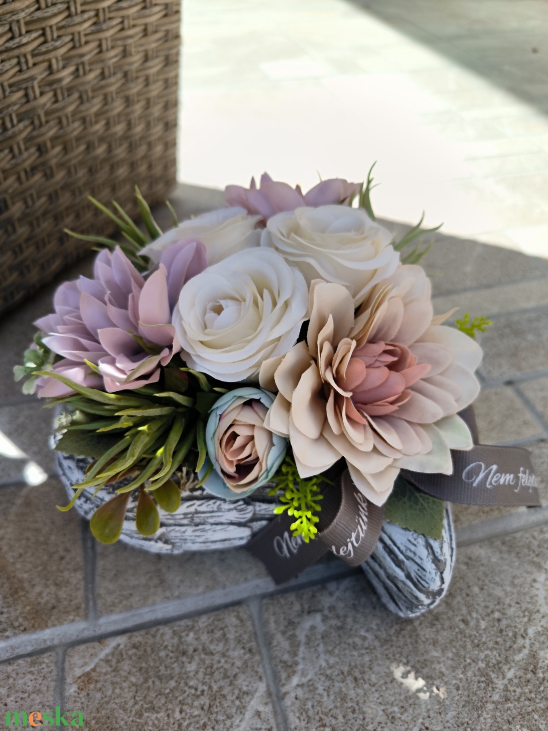 Kegyeleti sírdísz szív alakú kő kaspóban - otthon & életmód - vallás - temetkezési tárgy - sírdísz, kegyeleti dísz - Meska.hu