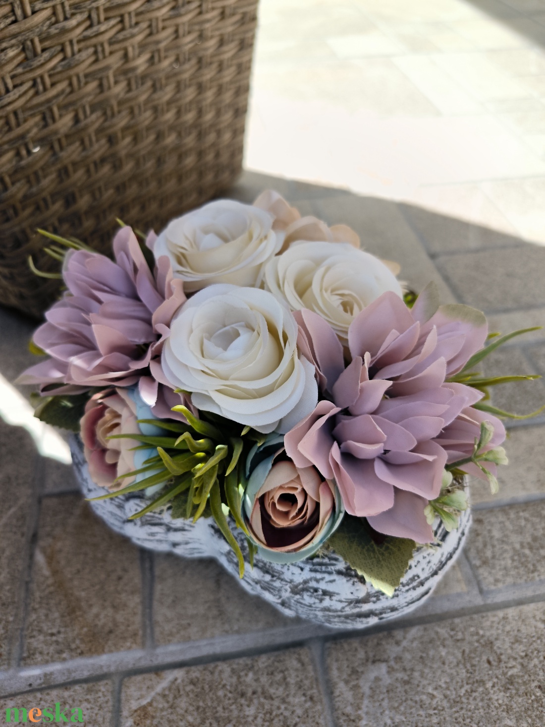 Kegyeleti sírdísz szív alakú kő kaspóban - otthon & életmód - vallás - temetkezési tárgy - sírdísz, kegyeleti dísz - Meska.hu