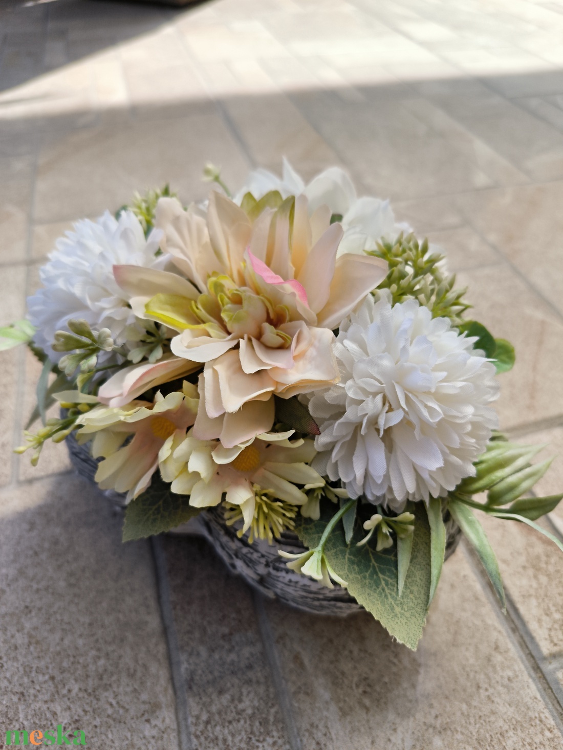 Kegyeleti sírdísz szív alakú kő kaspóban  - otthon & életmód - vallás - temetkezési tárgy - sírdísz, kegyeleti dísz - Meska.hu