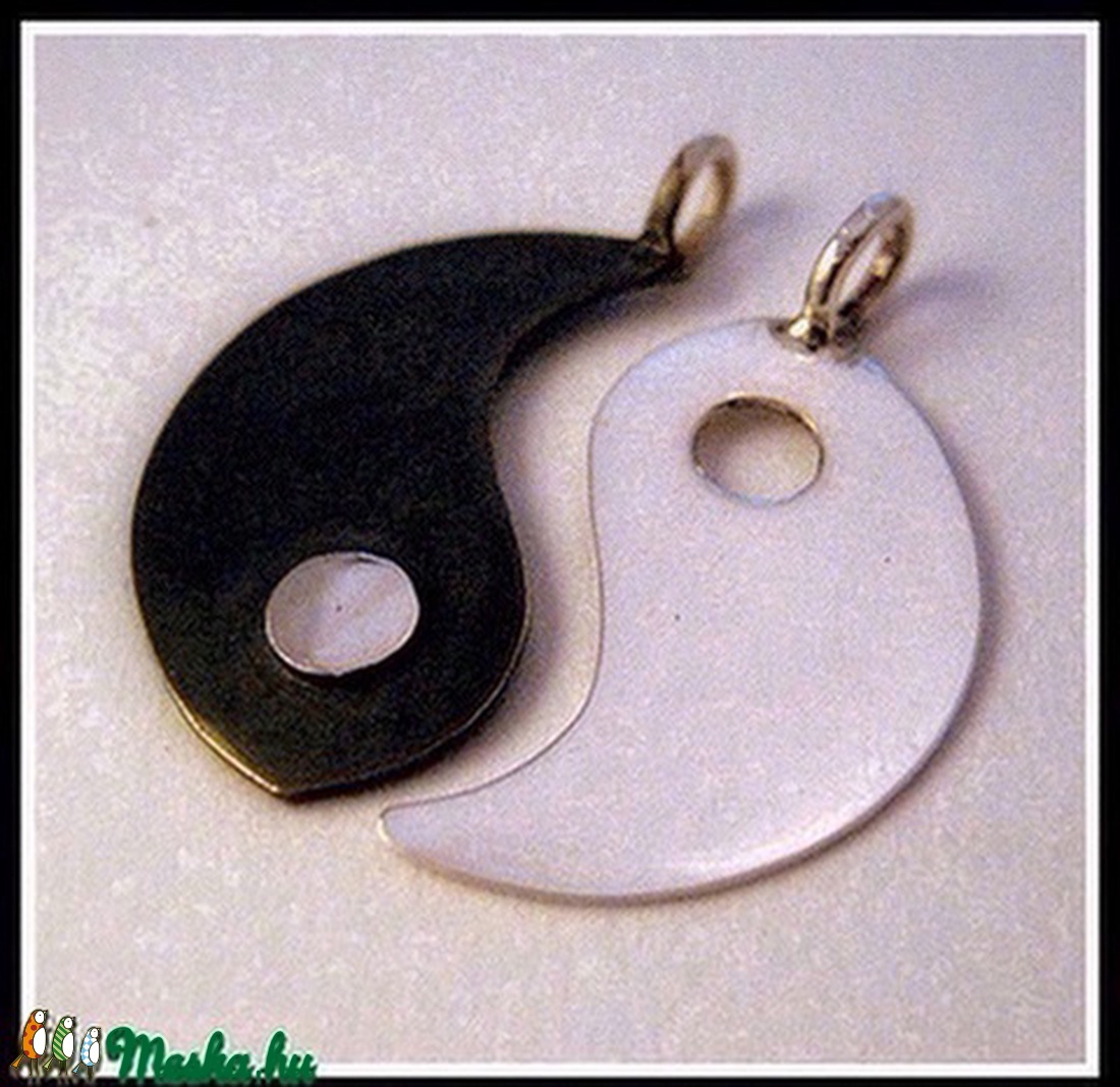 Ezüst yin-yang medál 1 darabban - vésve -  - Meska.hu