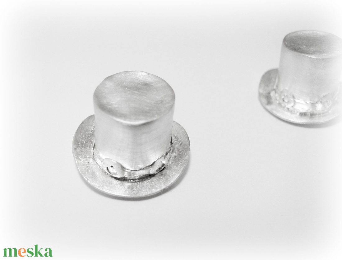 Ezüst Slash cilinder medál - ékszer - nyaklánc - medál - Meska.hu