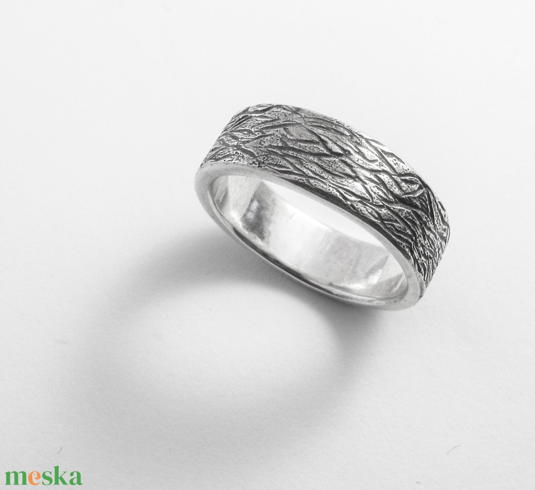 Ezüst fatörzs mintázatú 6mm széles gyűrű - ékszer - gyűrű - kerek gyűrű - Meska.hu