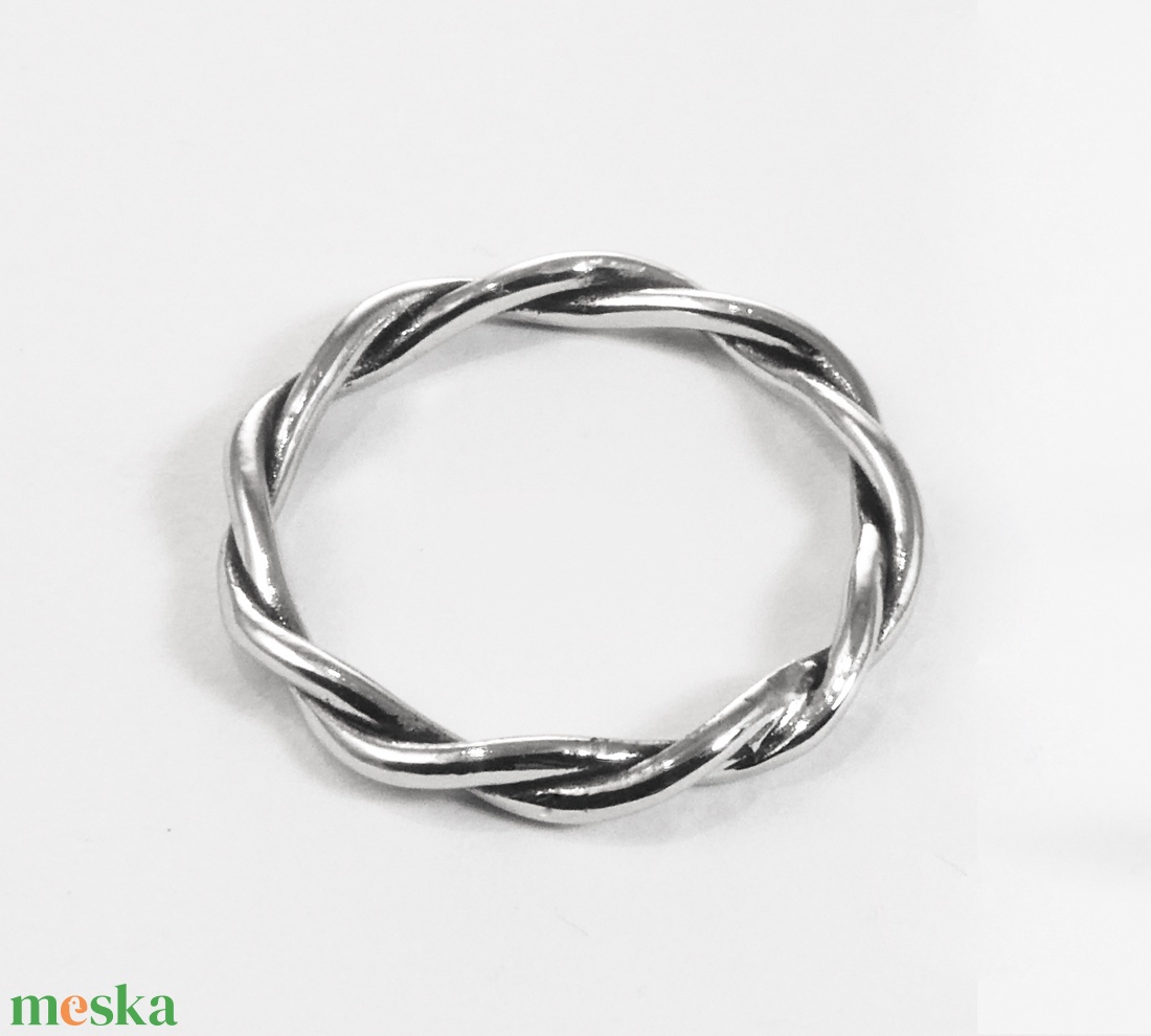 2 szálas fonott, csavart gyűrű ezüstből vagy aranyból - ékszer - gyűrű - kerek gyűrű - Meska.hu